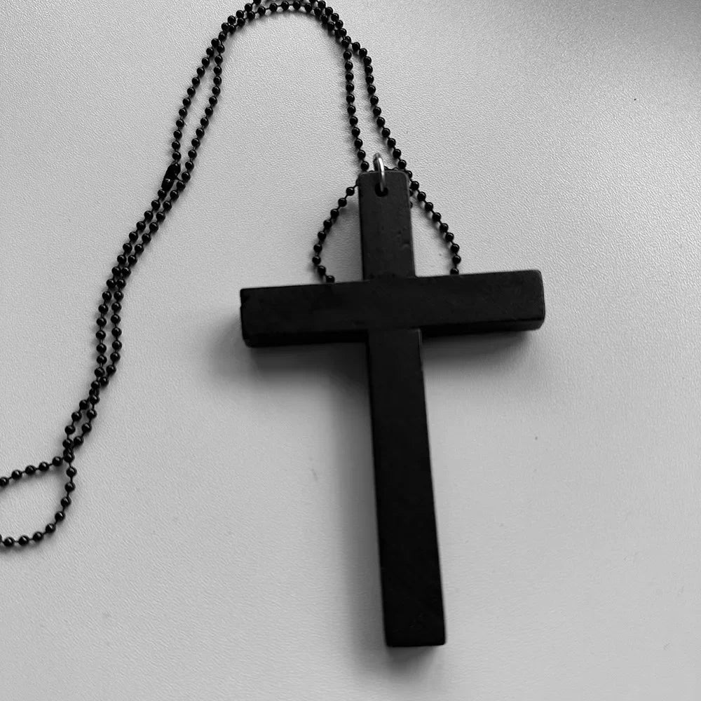 New Gothic Cool Y2K Wood Cross Pendants Necklaces Unisex Black White Red Hip Hop Charm Chain Choker Necklace Fashion Jewelry