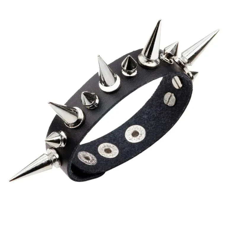 Vintage Leather Bracelet Three Row Cuspidal Spikes Rivet Stud Wide Cuff PU Leather Punk Gothic Rock Unisex Bracelet Men Jewelry